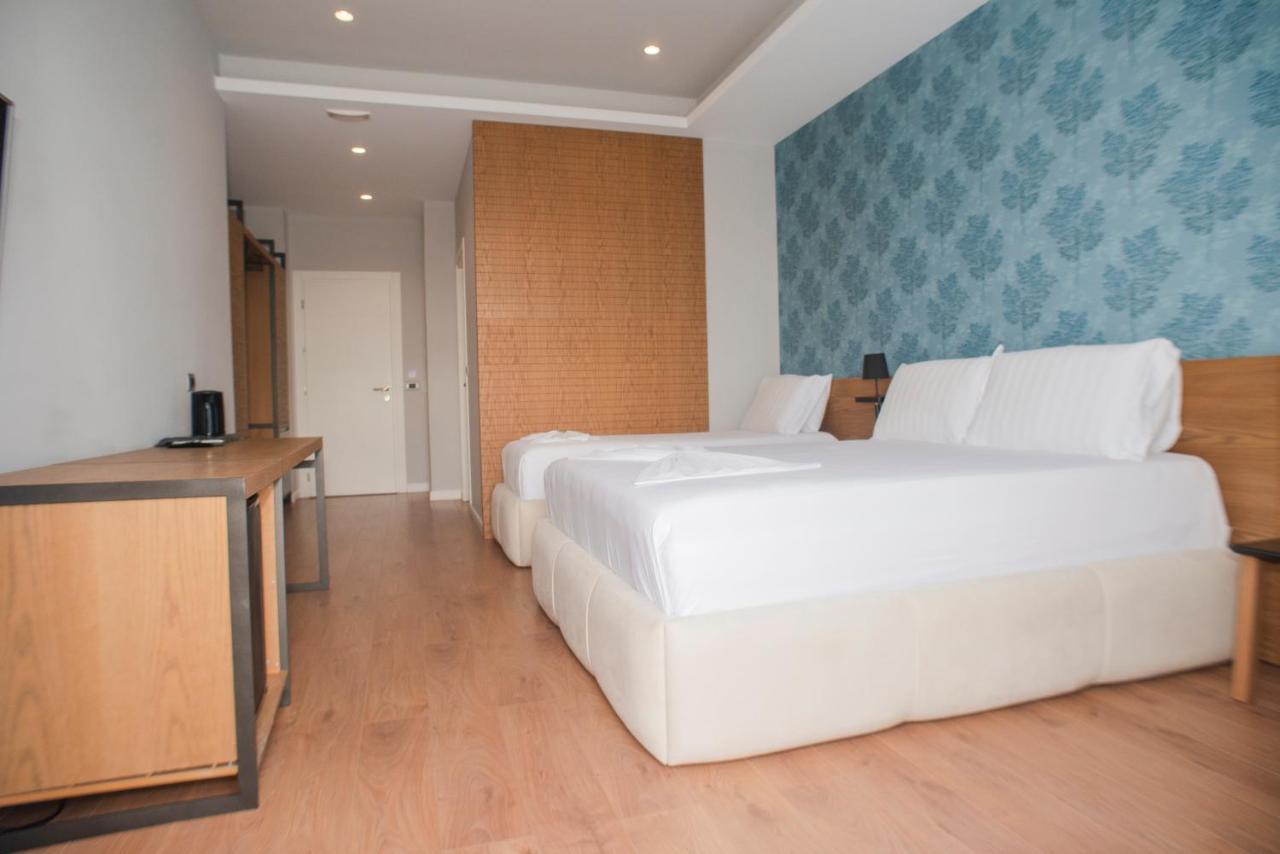 Residence Saranda International Buitenkant foto