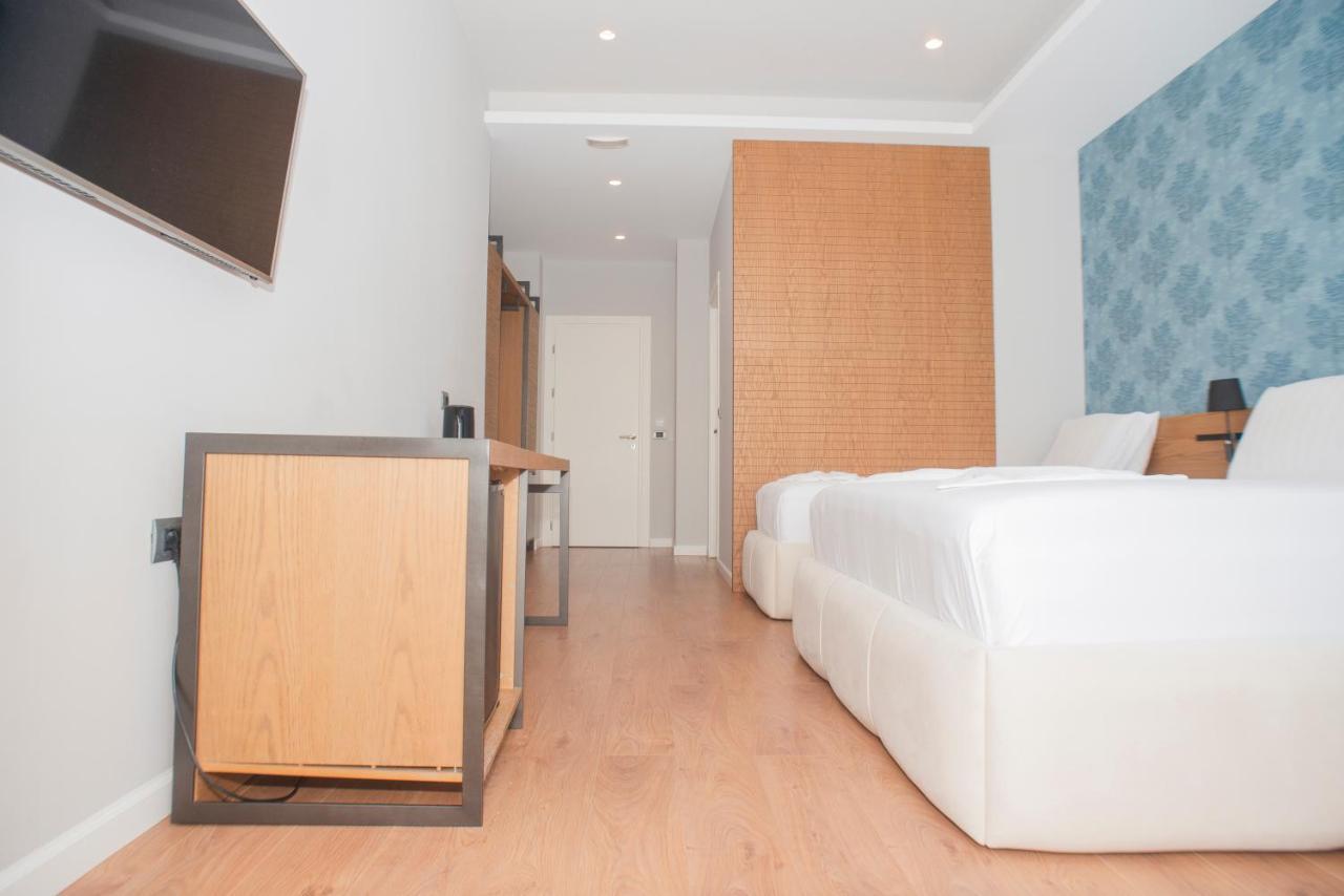 Residence Saranda International Buitenkant foto