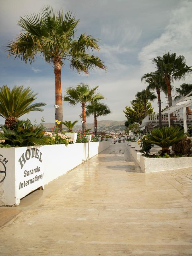 Residence Saranda International Buitenkant foto