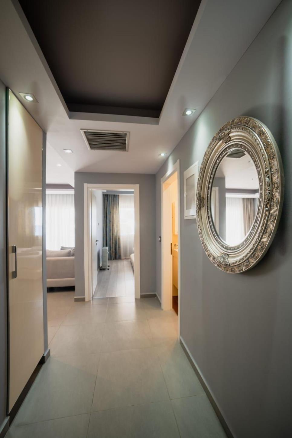 Residence Saranda International Buitenkant foto