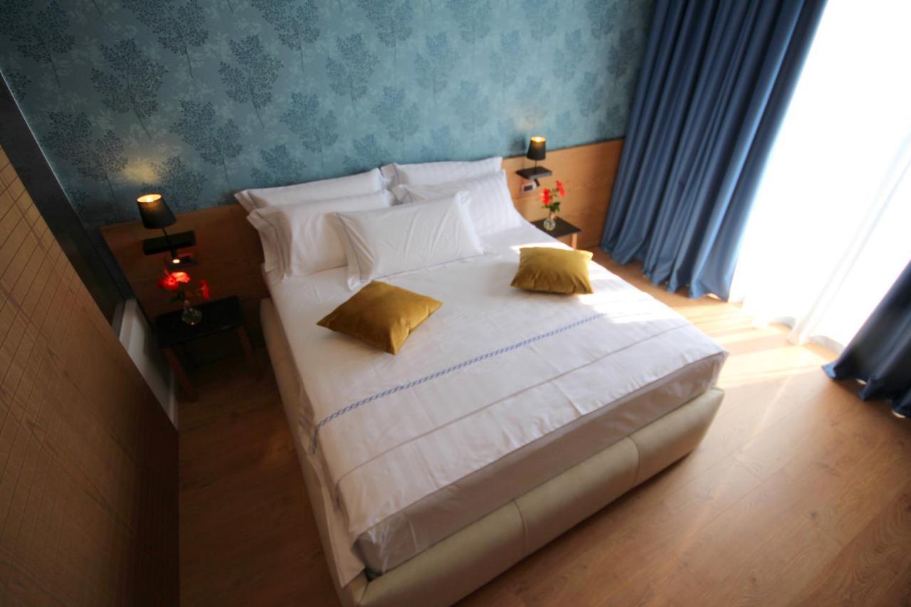Residence Saranda International Buitenkant foto