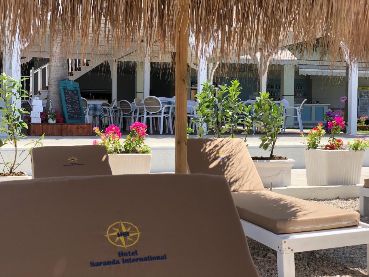 Residence Saranda International Buitenkant foto