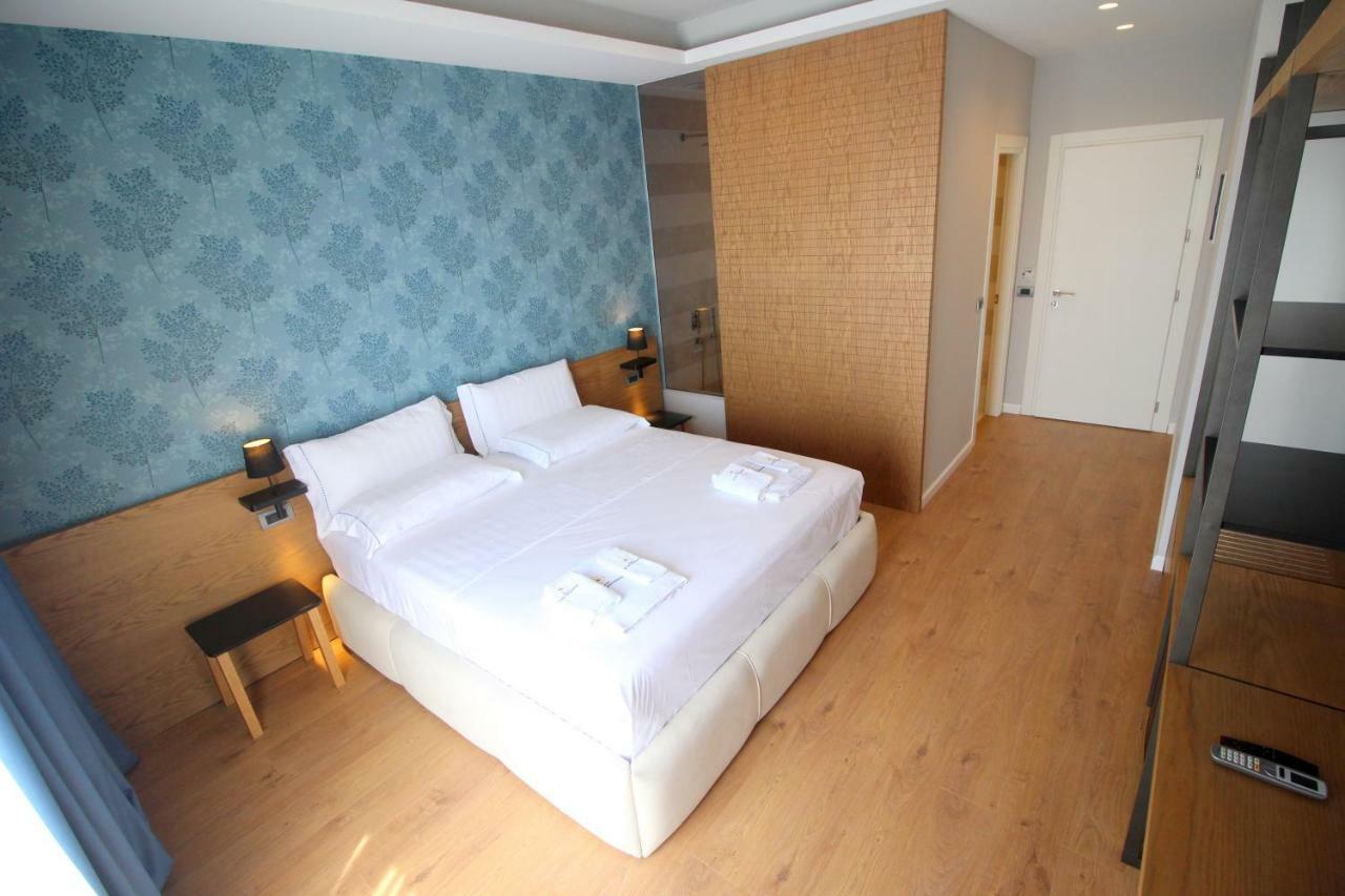 Residence Saranda International Buitenkant foto