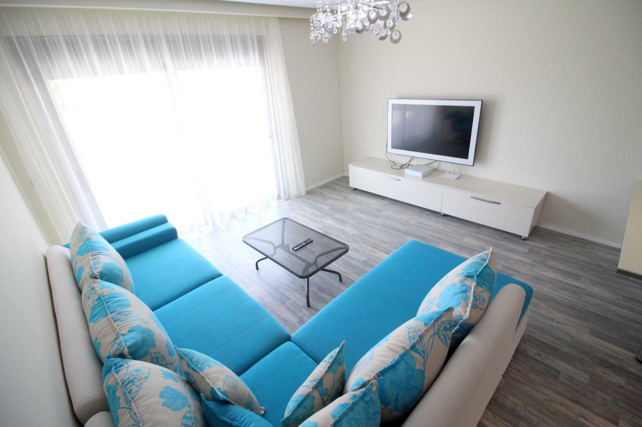 Residence Saranda International Buitenkant foto