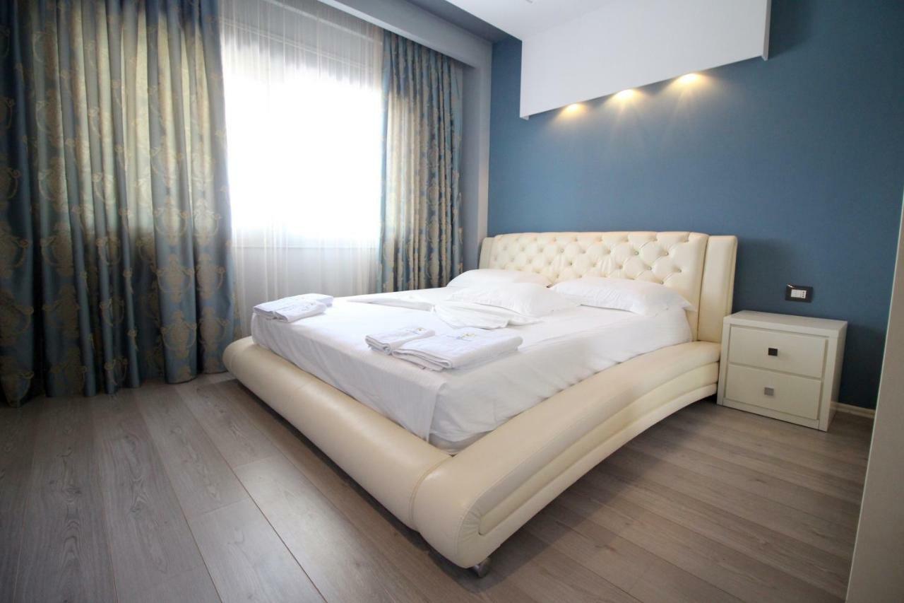 Residence Saranda International Buitenkant foto